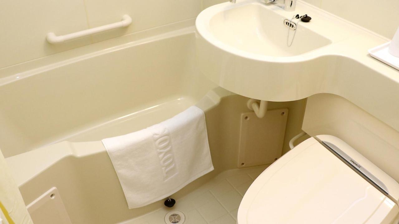 Toyoko Inn Okayama Eki Nishi Guchi Hiroba Dış mekan fotoğraf